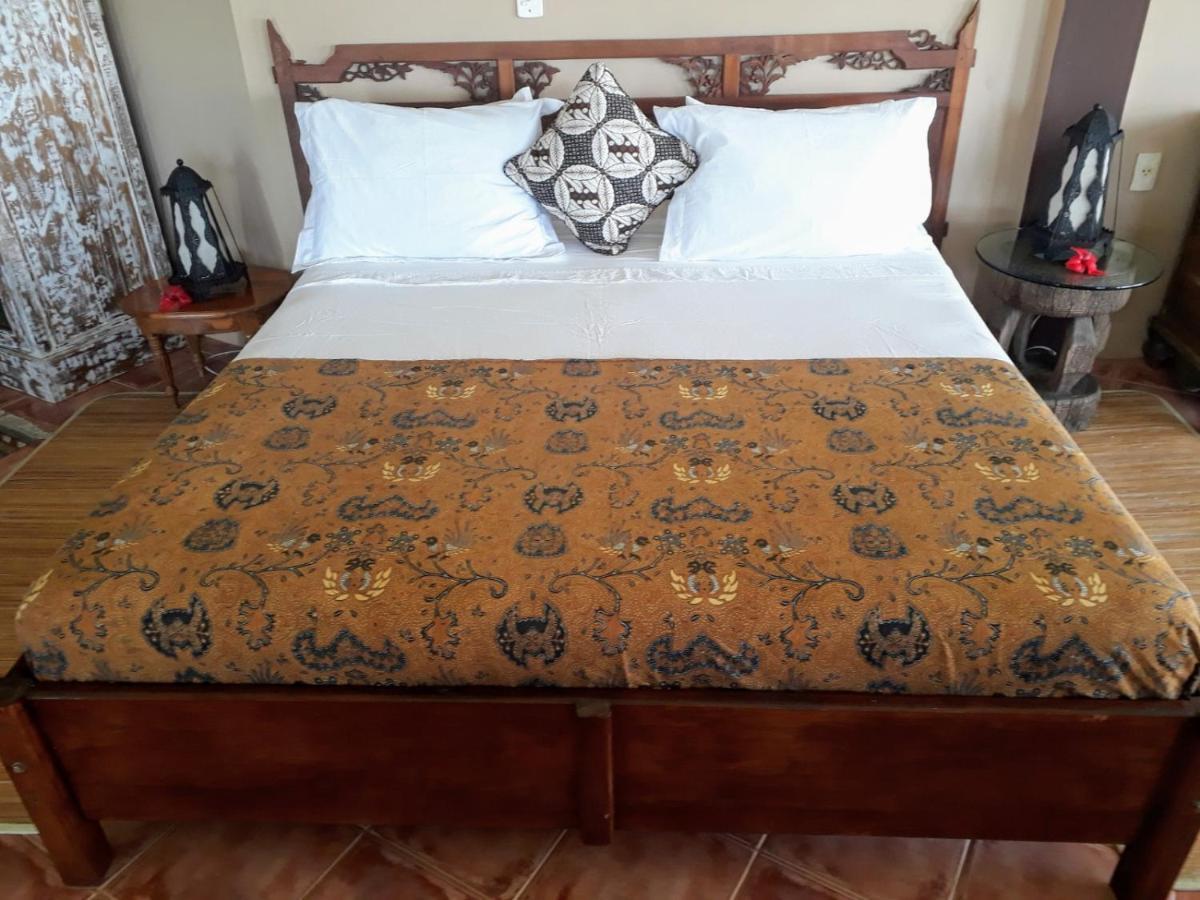 Luxury Suites Vila Indonesia Garopaba Exteriör bild
