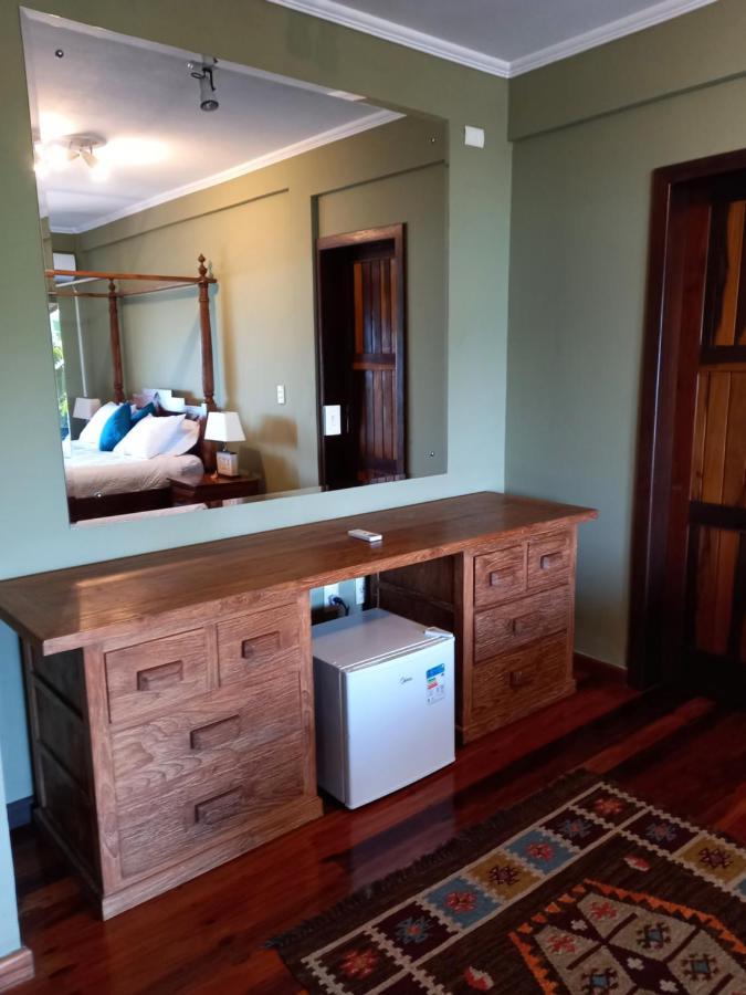 Luxury Suites Vila Indonesia Garopaba Exteriör bild