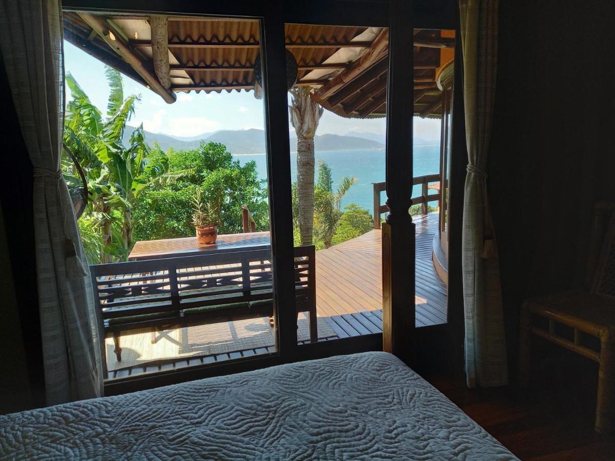 Luxury Suites Vila Indonesia Garopaba Exteriör bild