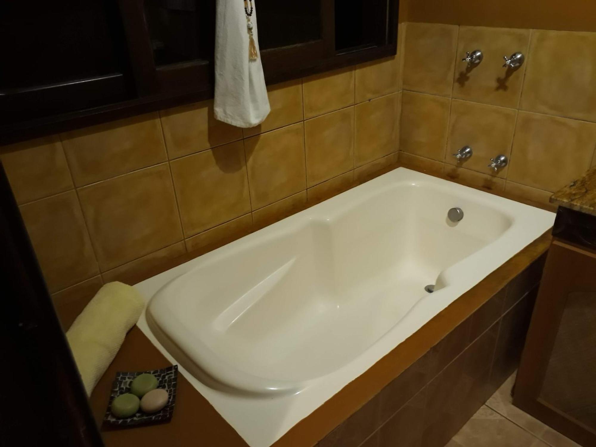 Luxury Suites Vila Indonesia Garopaba Exteriör bild
