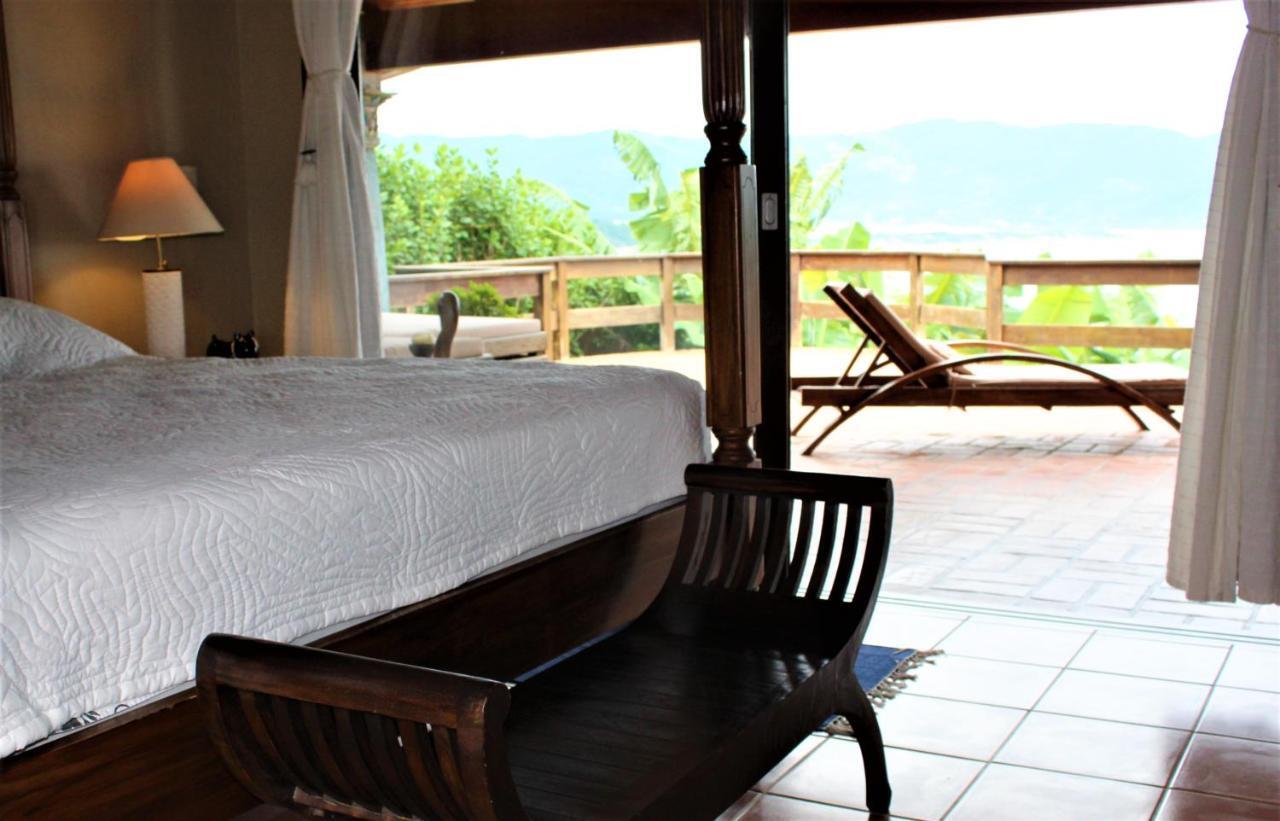 Luxury Suites Vila Indonesia Garopaba Exteriör bild